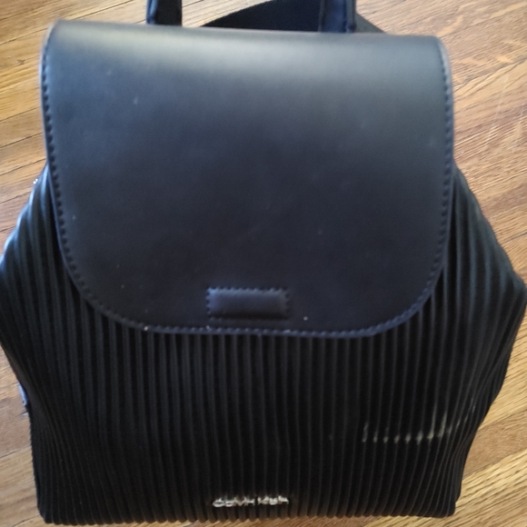 Leather Calvin Klein Backpack - Picture 3 of 5